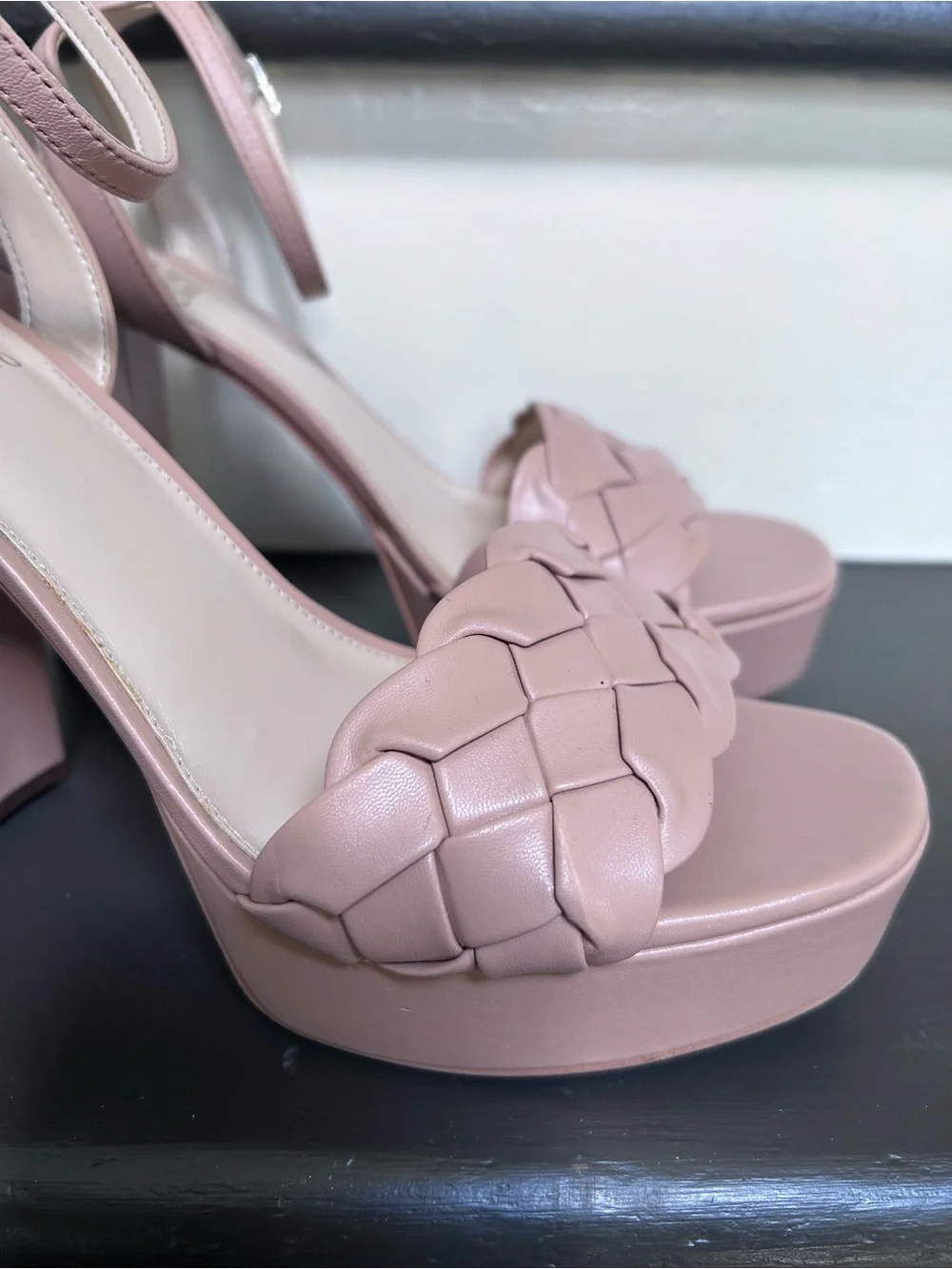 Vince Camuto Women’s Mirinda Woven Platform Block Heels Beige Sandals, Size 9.5
